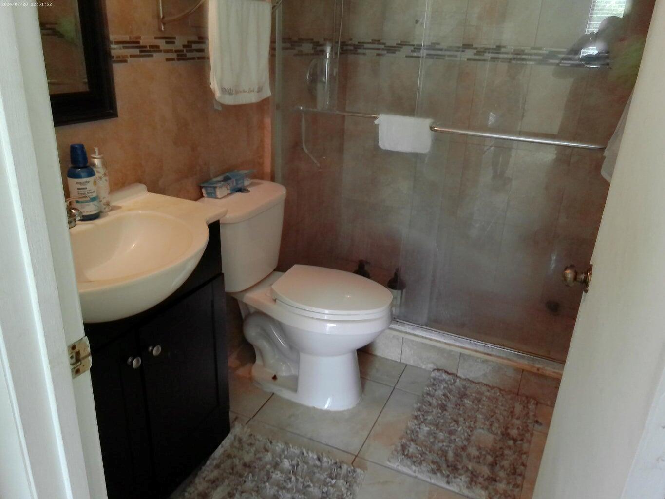 1011 Green Pine Boulevard # D2, West Palm Beach FL 33409 photo 3