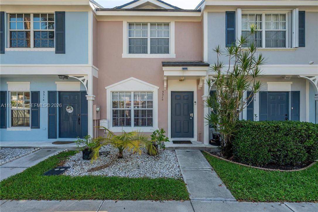 3310 Concert Ln, Margate FL 33063