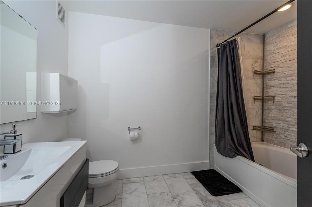 3310 Concert Ln, Margate FL 33063 photo 4