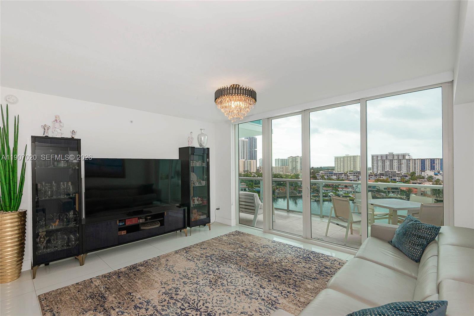 400 Sunny Isles Blvd # 906, Sunny Isles Beach FL 33160 photo 3