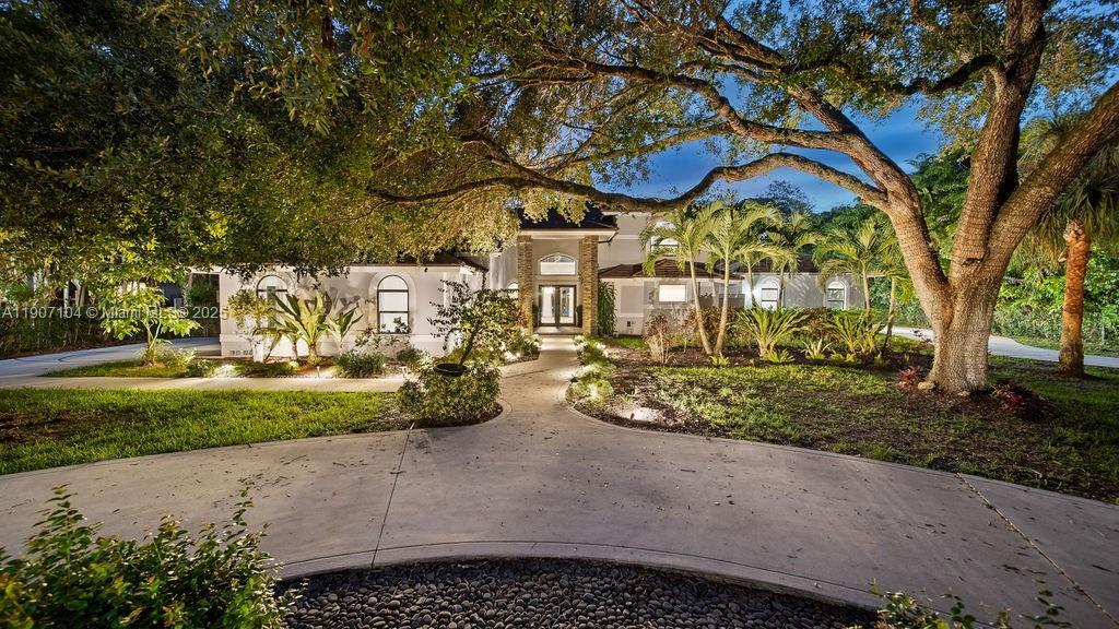 5831 NW 81st Ter, Parkland FL 33067 photo 2