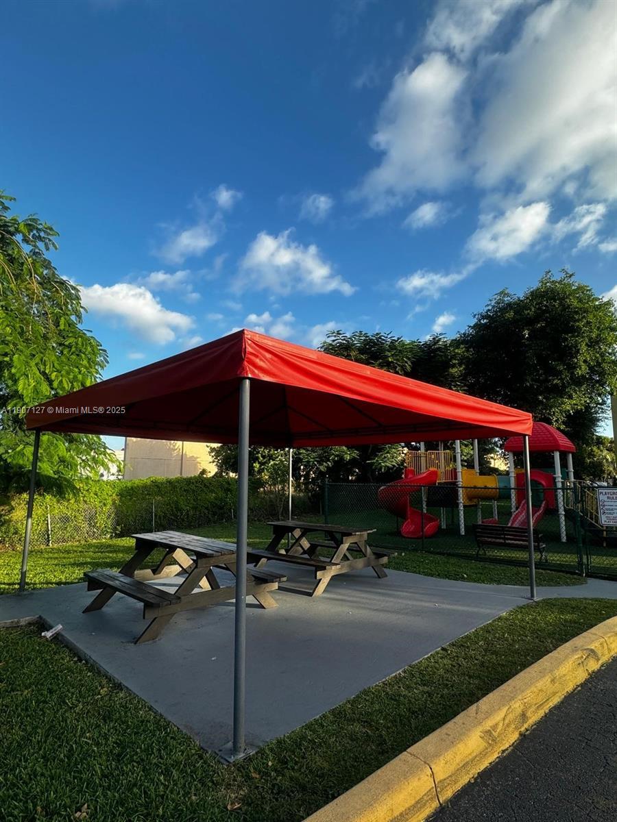 686 NW 114th Ave # 202, Sweetwater FL 33172 photo 4
