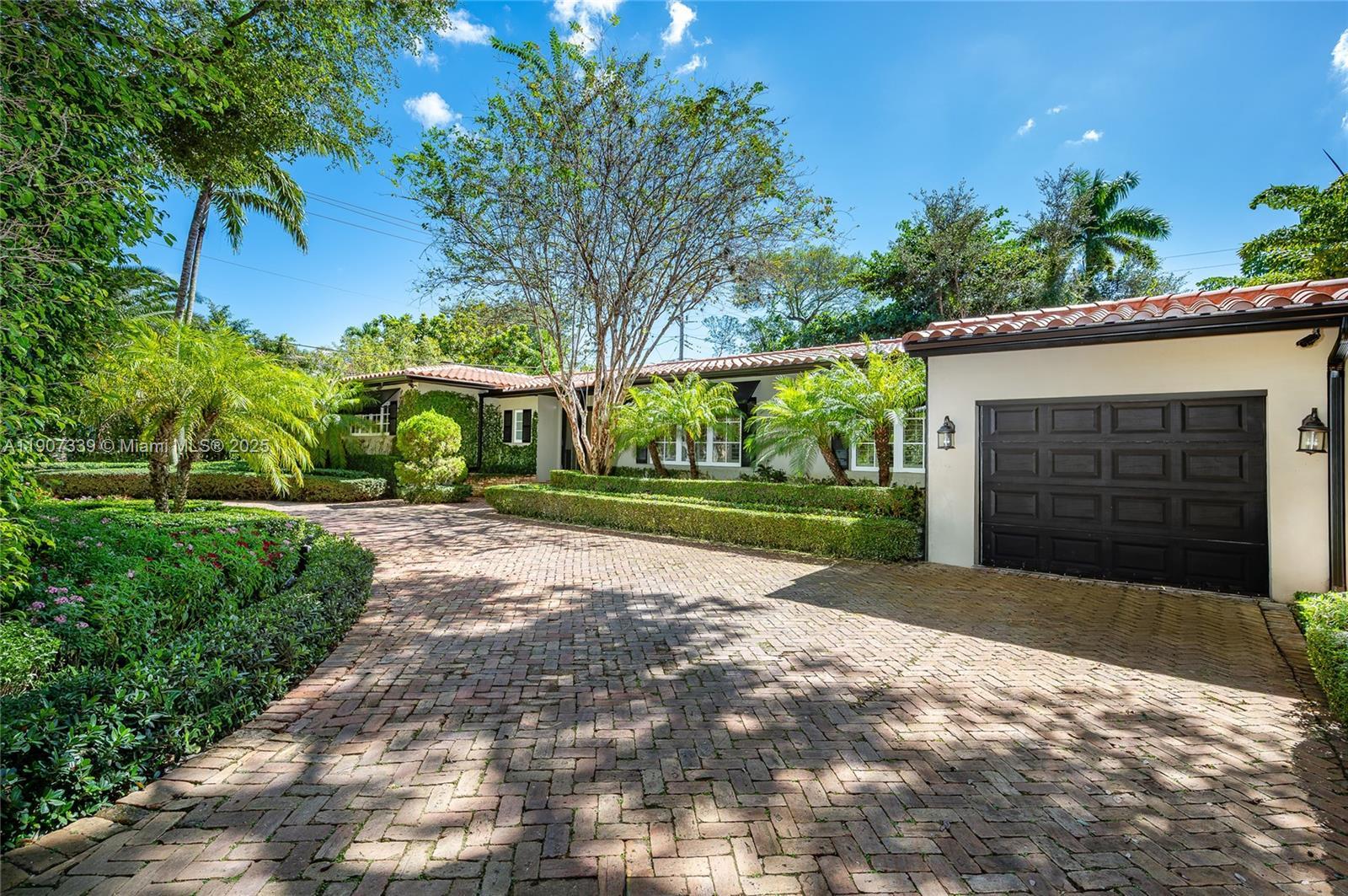 612 Catalonia Ave, Coral Gables FL 33134 photo 3