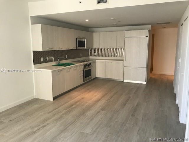 55 SW 9th St # 2510, Miami FL 33130 photo 3