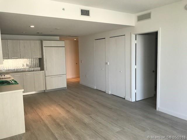 55 SW 9th St # 2510, Miami FL 33130 photo 4