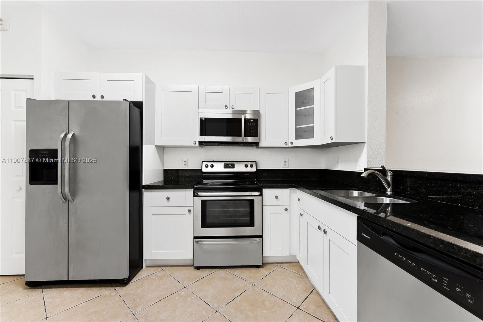 4056 Timber Cove Ln # 4056, Weston FL 33332 photo 3