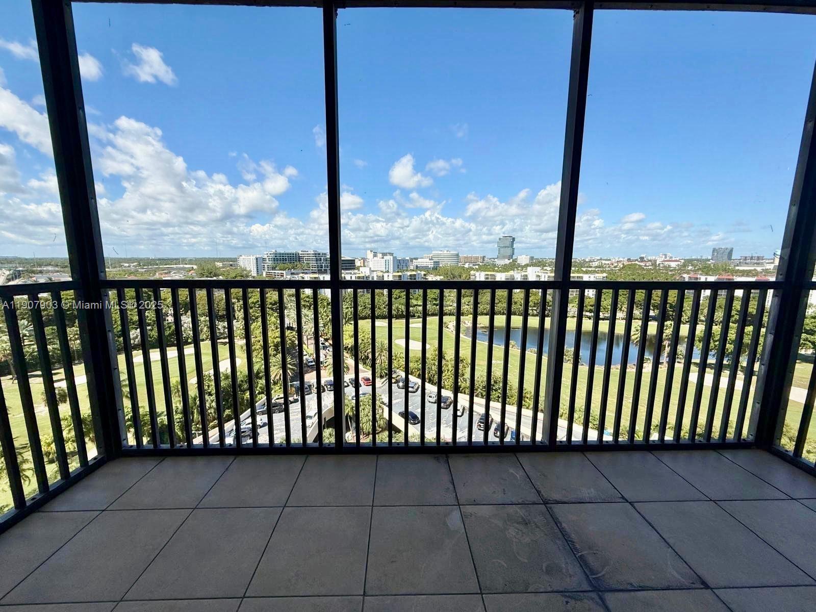 20301 W Country Club Dr # 1421, Aventura FL 33180 photo 2