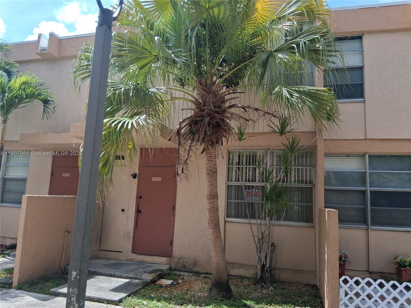 6103 SW 69th St # 41, South Miami FL 33143 photo 3