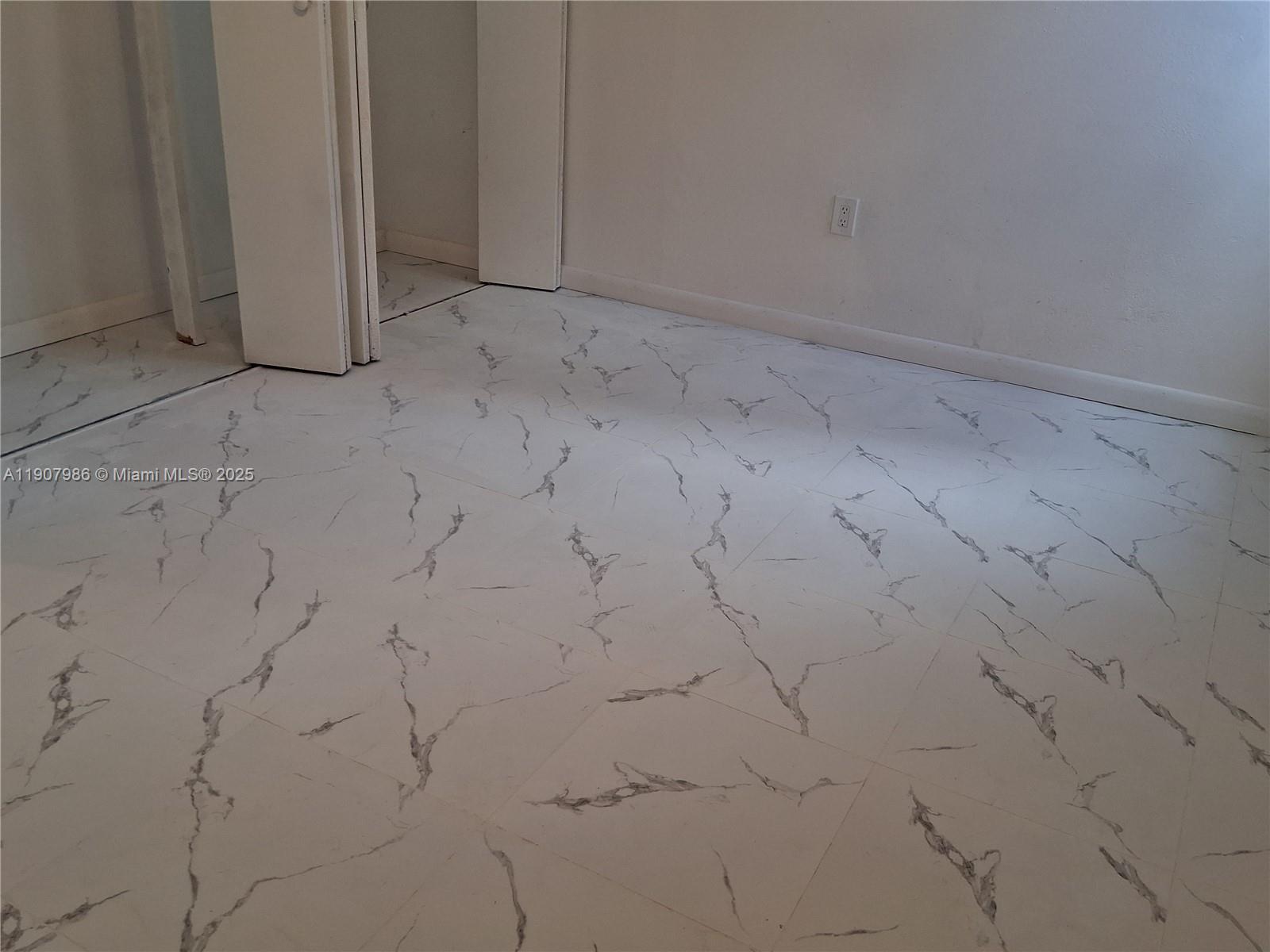 6103 SW 69th St # 41, South Miami FL 33143 photo 5