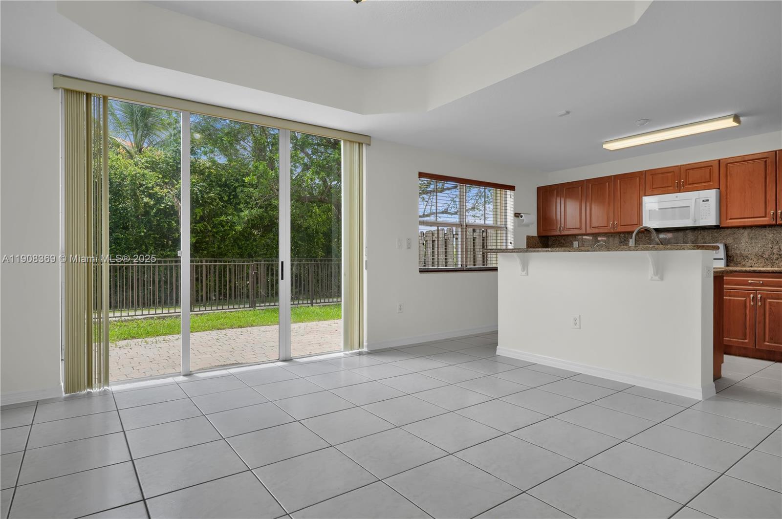 3086 SW 153rd Path, Miami FL 33185 photo 4