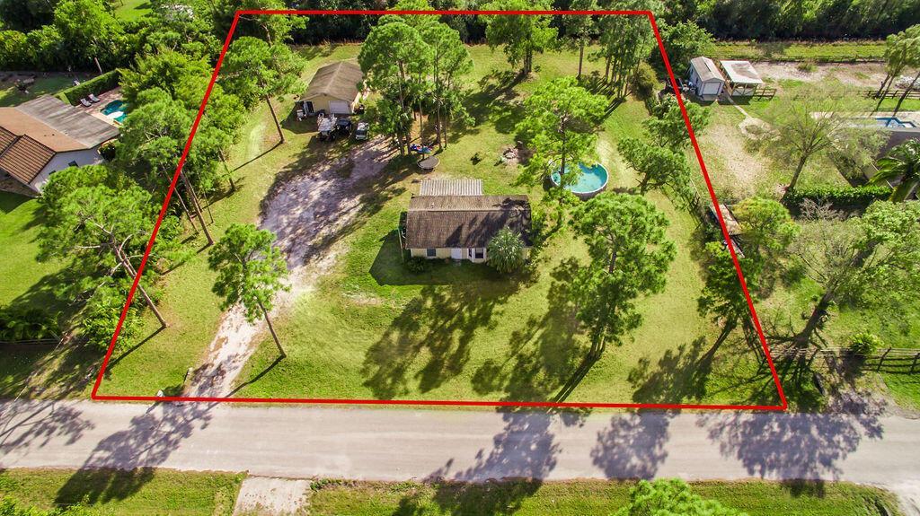 18564 48th Avenue N, FL 33470