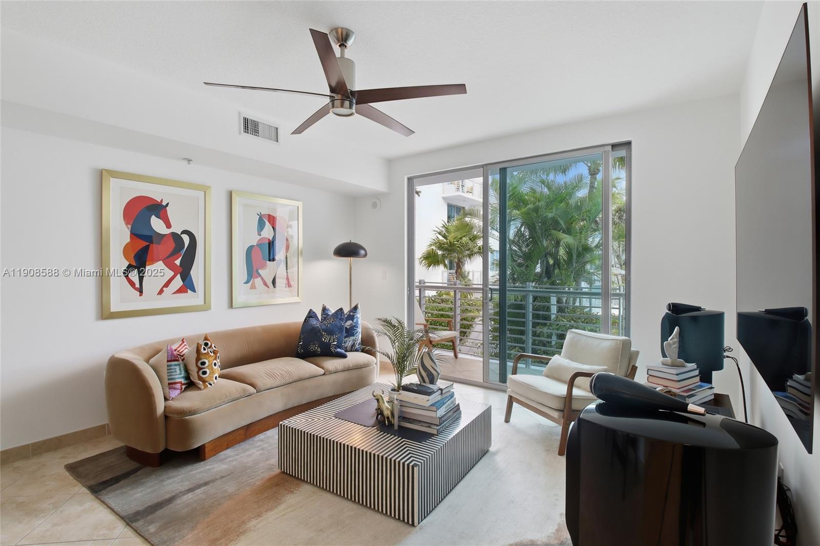 110 Washington Ave # 2420, Miami Beach FL 33139 photo 3