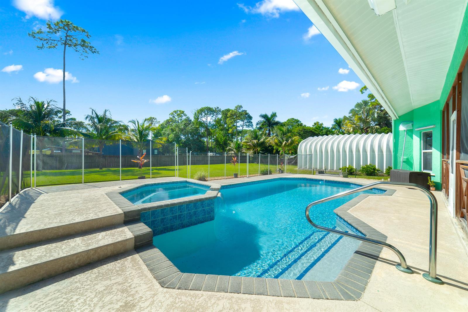 15742 75th Lane N, Loxahatchee FL 33470 photo 2