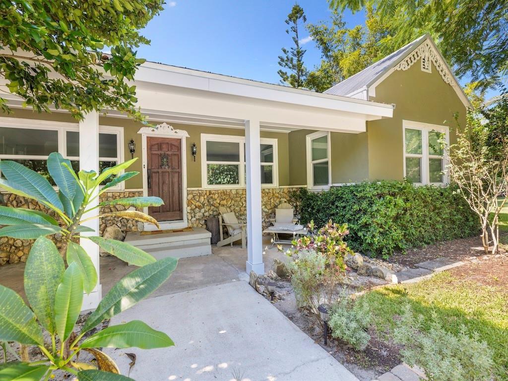 805 27th Avenue, Vero Beach FL 32960