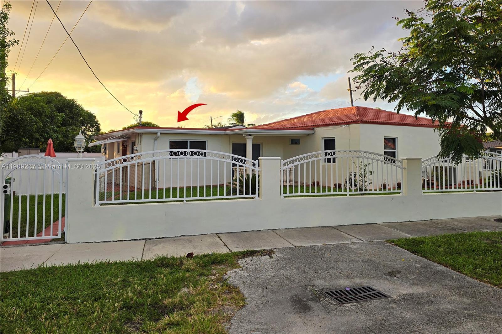4500 NW 5th St, Miami FL 33126 photo 2