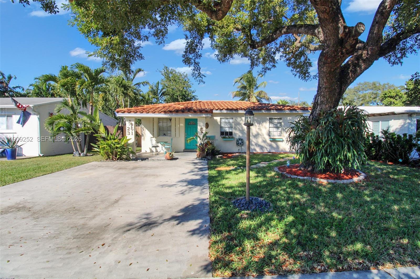 2631 Wilson Street, Hollywood FL 33020 photo 2