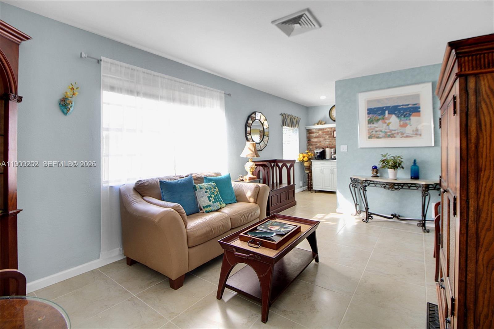 2631 Wilson Street, Hollywood FL 33020 photo 4