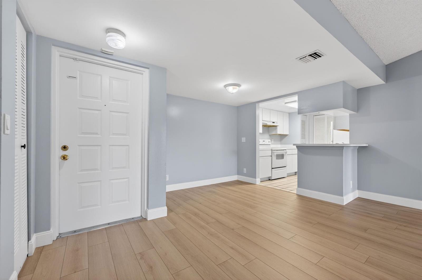 9977 Westview Drive # 136, Coral Springs FL 33076 photo 4