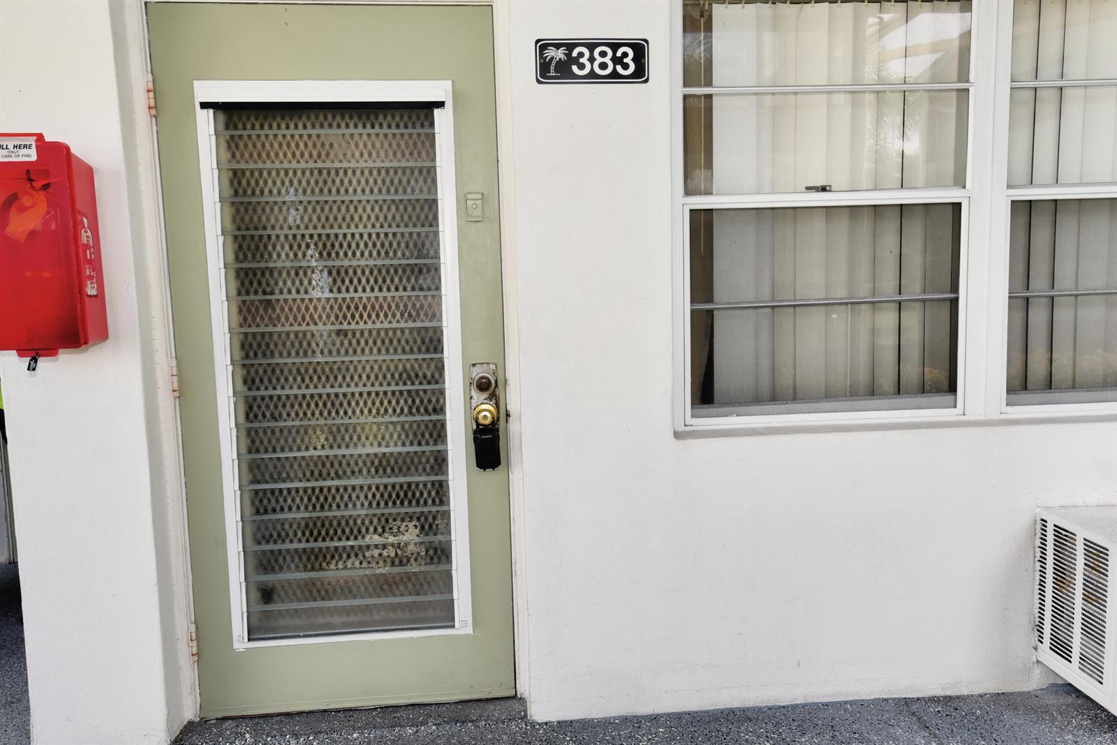 383 Markham R, Deerfield Beach FL 33442