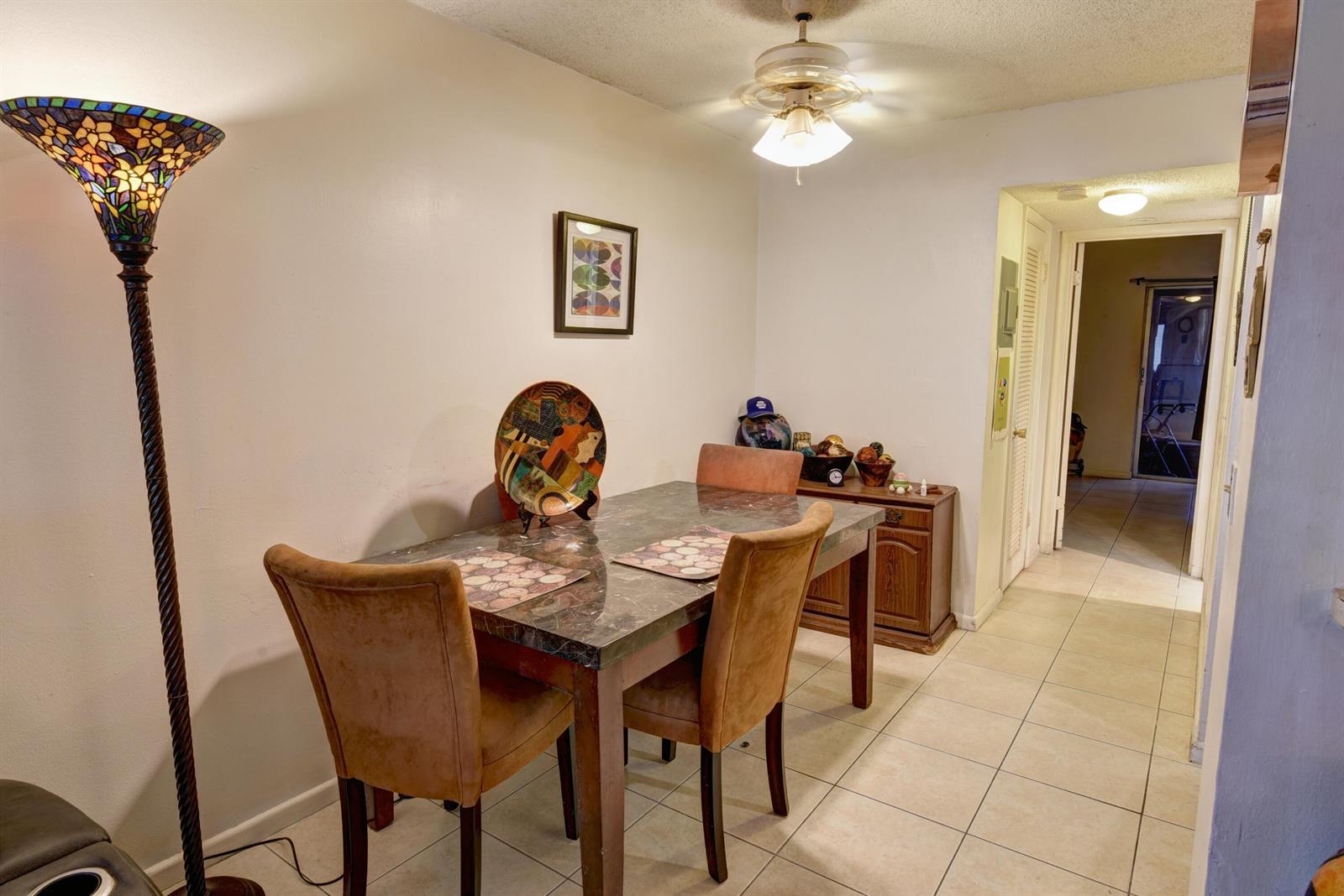 383 Markham R, Deerfield Beach FL 33442 photo 5