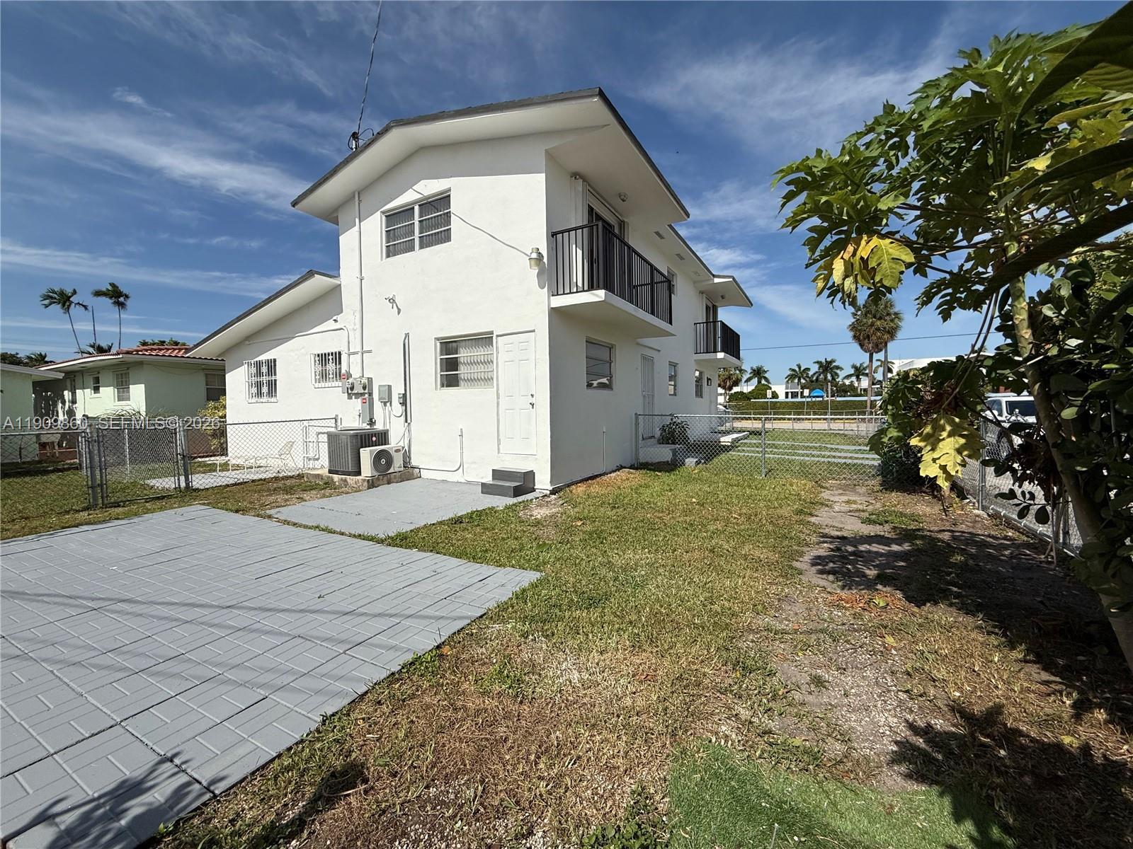 3200 SW 88th Pl, Miami FL 33165 photo 2