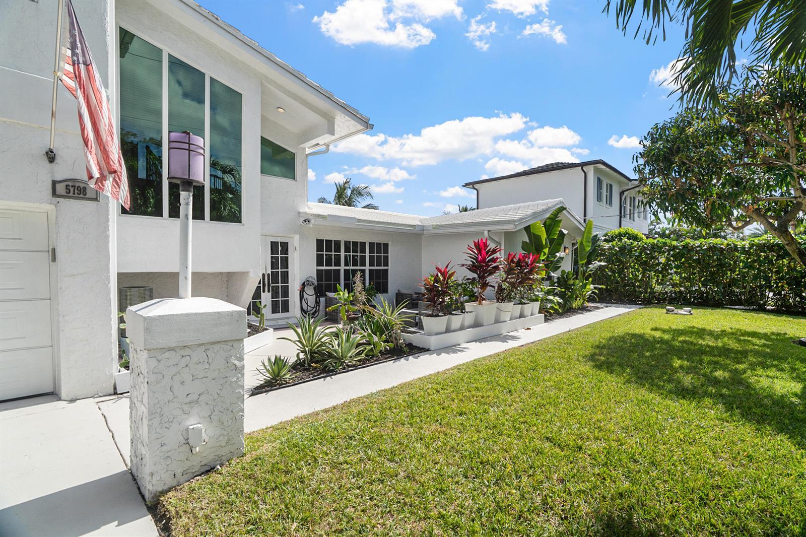 5798 NE 7th Avenue, Boca Raton FL 33487 photo 5