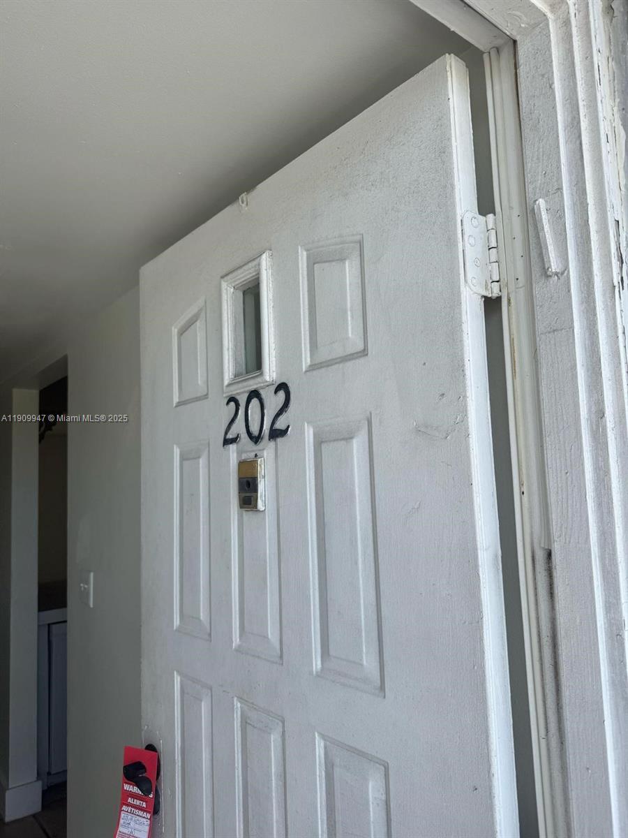 438 NE 210th Cir Ter # 4B, Miami FL 33179 photo 2