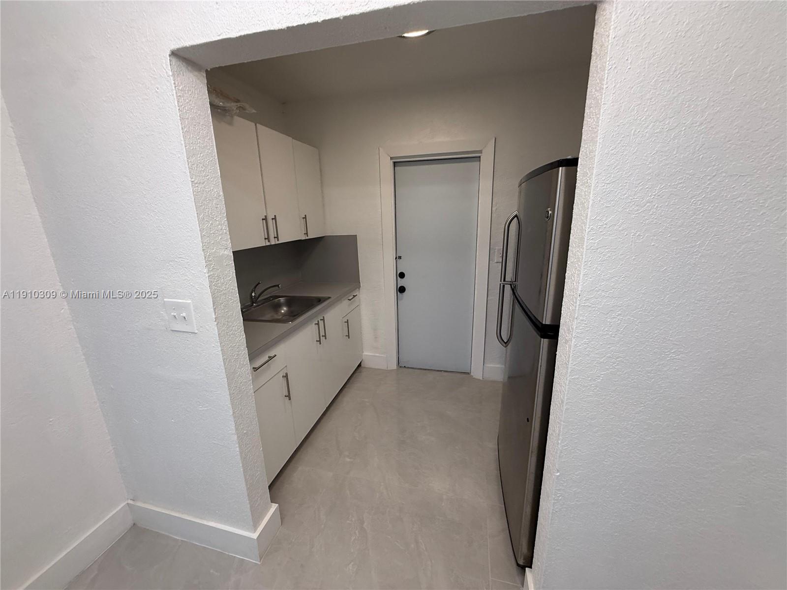 1251 NW 61st St # 5, Miami FL 33142 photo 4