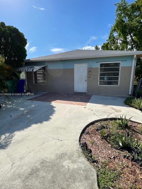 300 SW 31st Ct, Miami FL 33135 photo 2