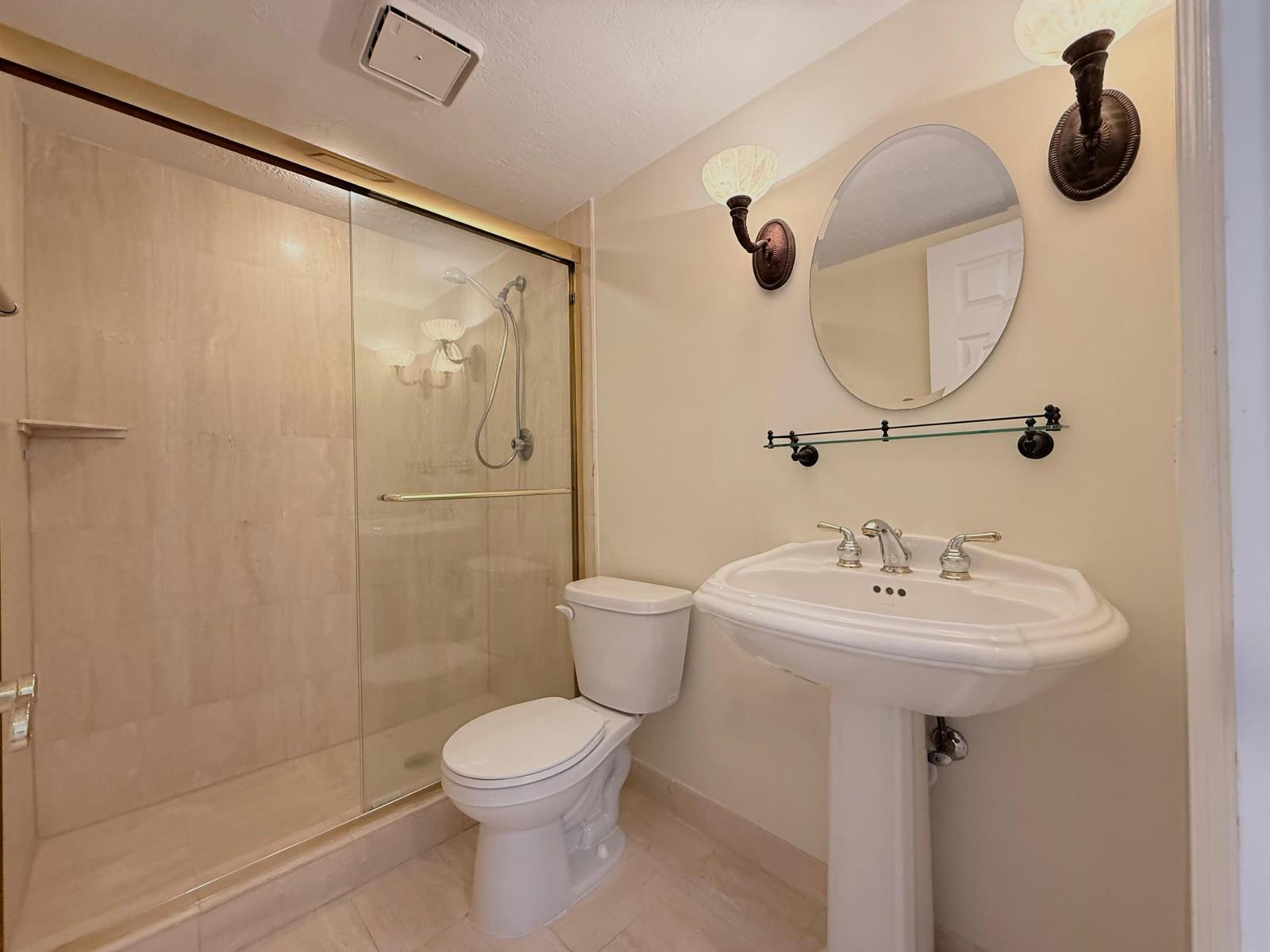 5600 N Flagler Drive # 2209, West Palm Beach FL 33407 photo 4