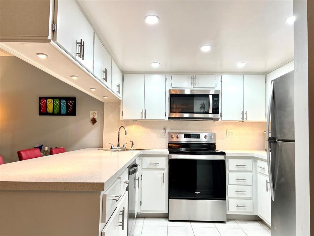 3002 NE 5th Terrace # B, Wilton Manors FL 33334 photo 2