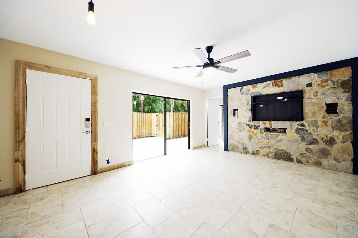 1700 Embassy Drive # 402, West Palm Beach FL 33401 photo 2