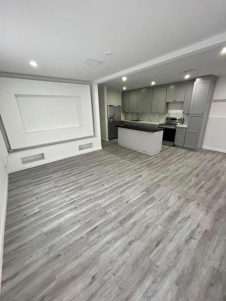 1300 NE 182nd Street, North Miami Beach FL 33162 photo 3
