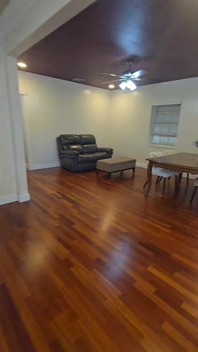 1435 NE 182nd Street, North Miami Beach FL 33162 photo 2
