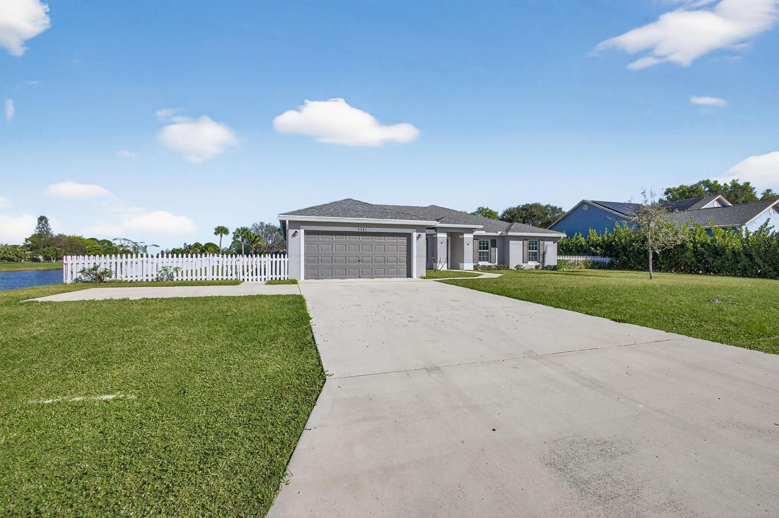 2501 SE Mariposa Avenue, Port St. Lucie FL 34952