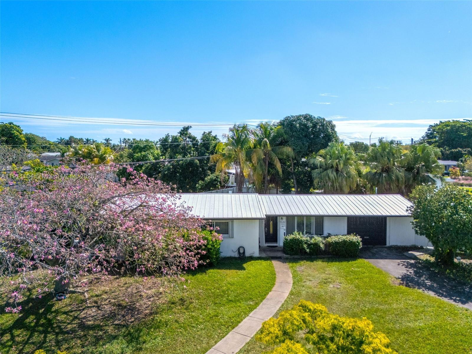 9630 SW 182nd St, Palmetto Bay FL 33157 photo 4