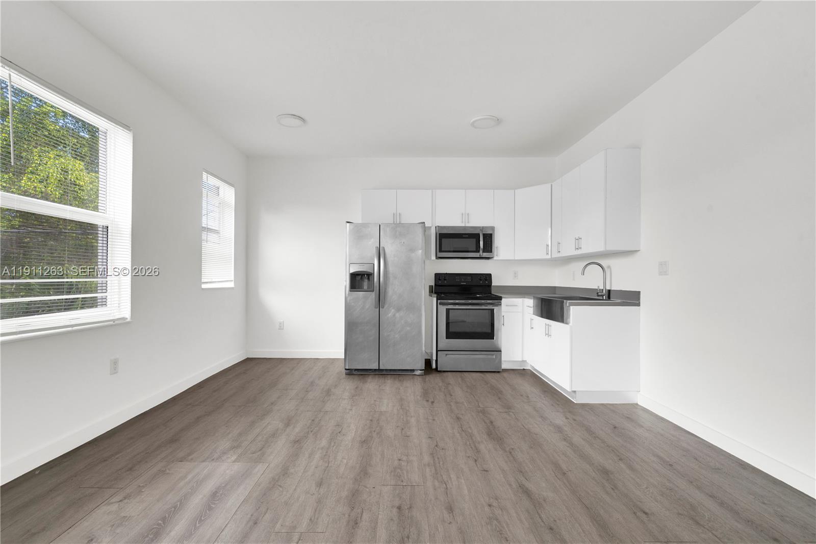 402 NW 12th Ave # 104, Miami FL 33128 photo 2