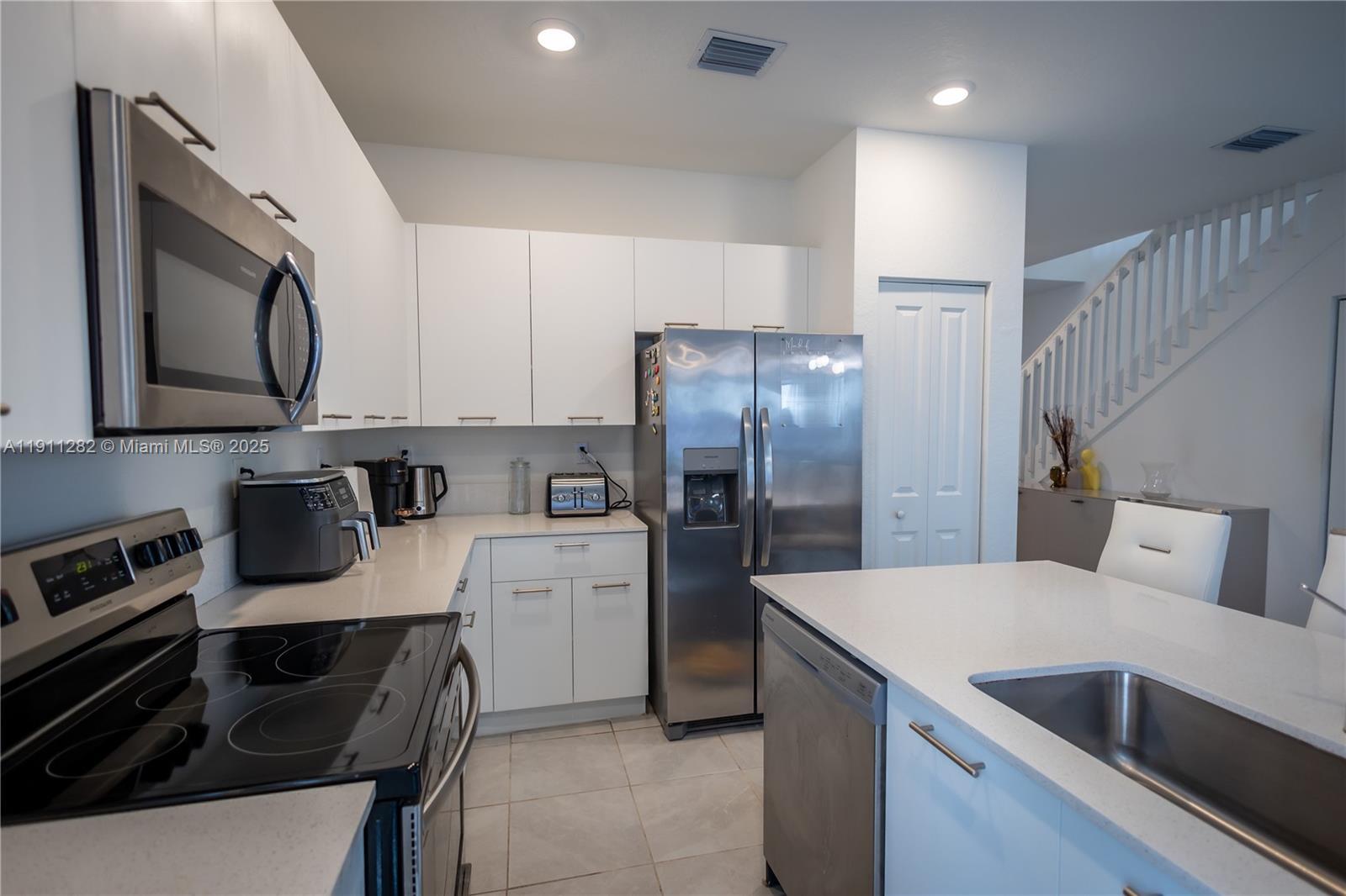 2388 NW 130th Ter # 2388, Miami FL 33167 photo 3