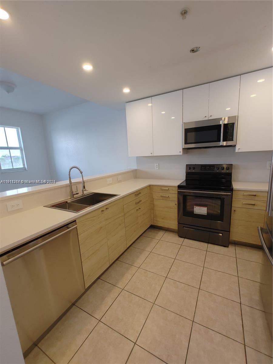 10901 NW 83rd St # 204, Doral FL 33178 photo 2