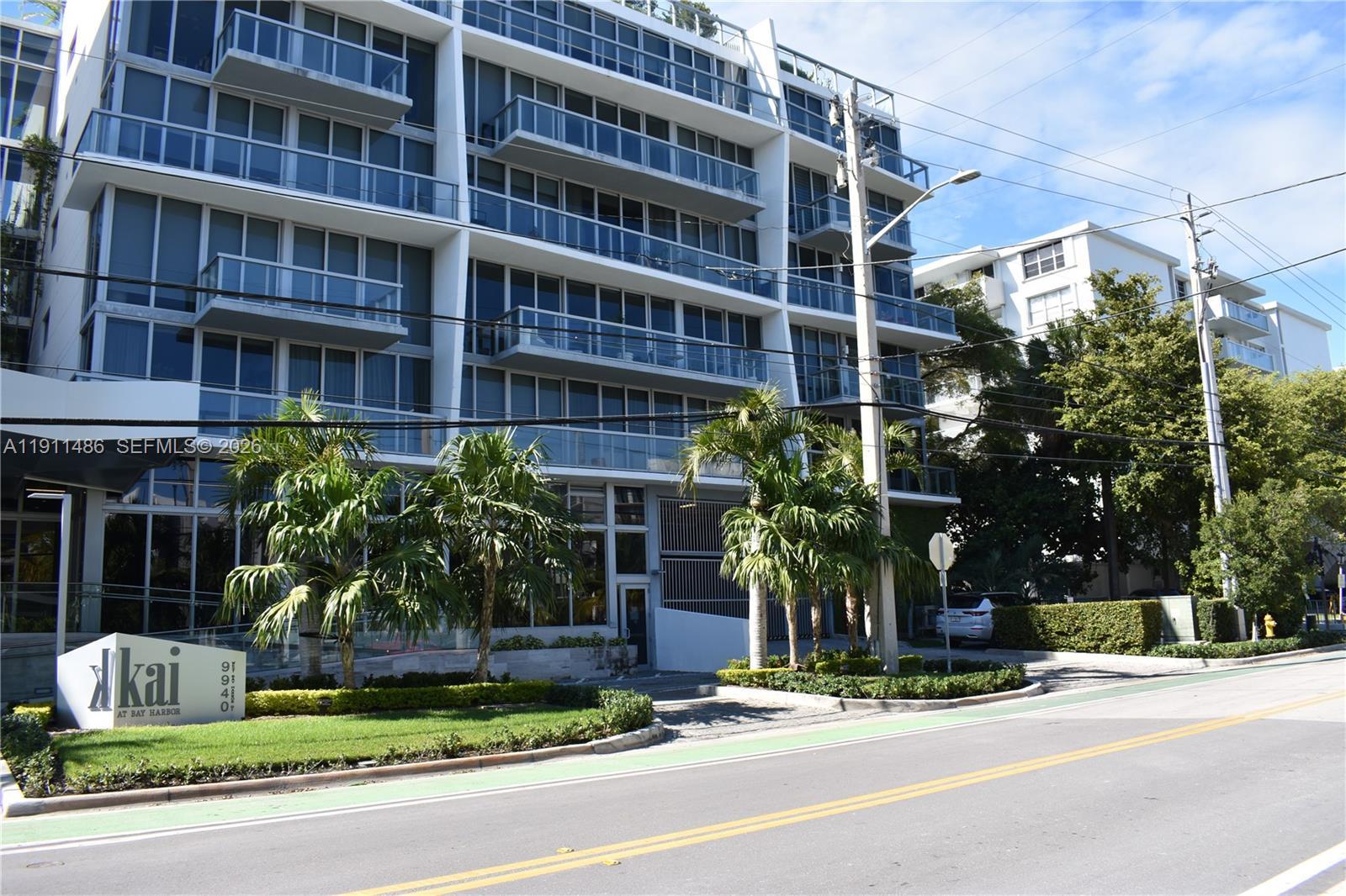 9940 W Bay Harbor Dr, Bay Harbor Islands FL 33154 photo 2