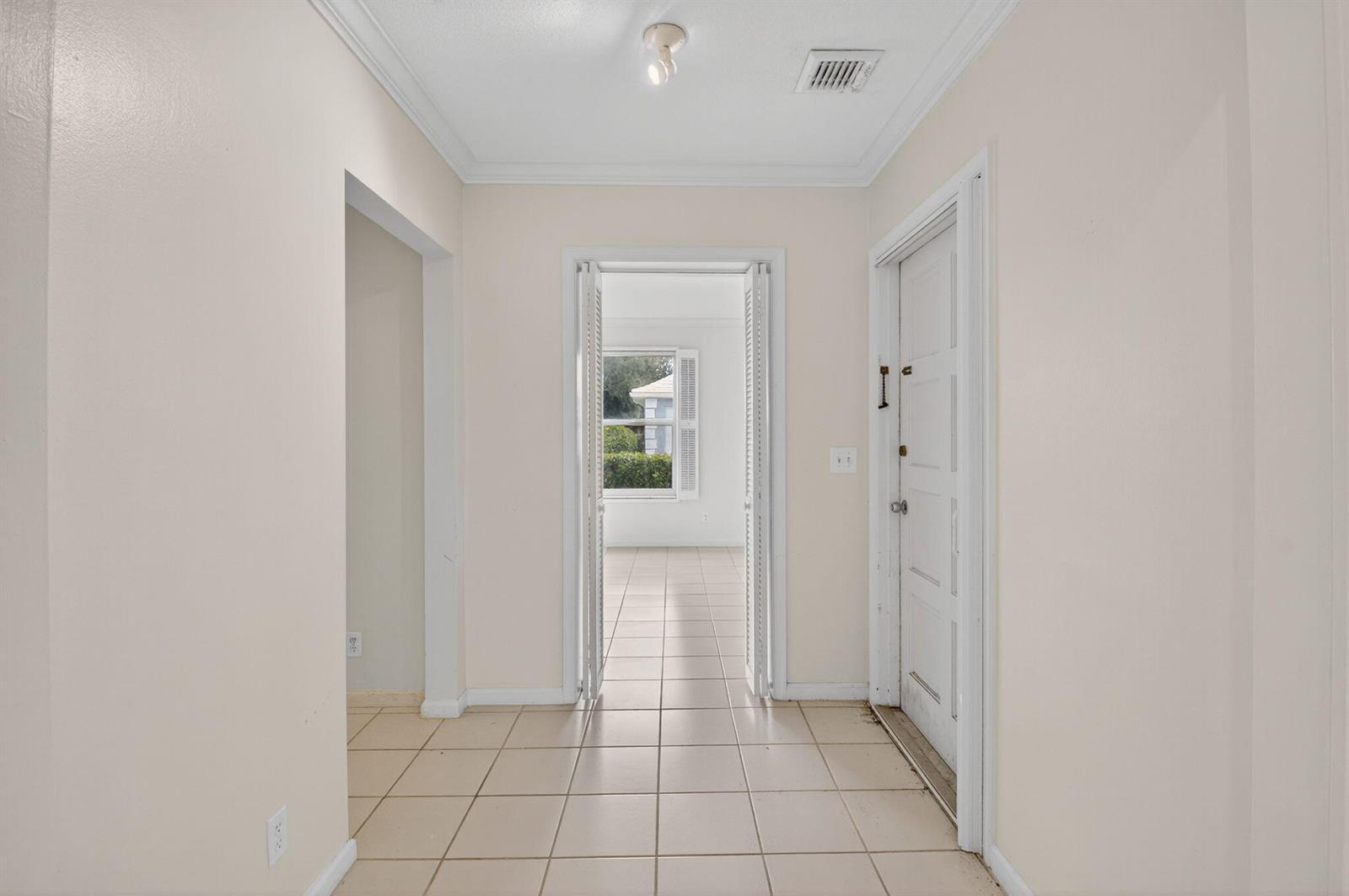 4862 S Lake Drive, Boynton Beach FL 33436 photo 4