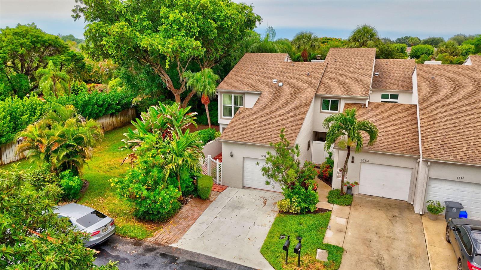 6758 Canary Palm Circle, Boca Raton FL 33433 photo 2