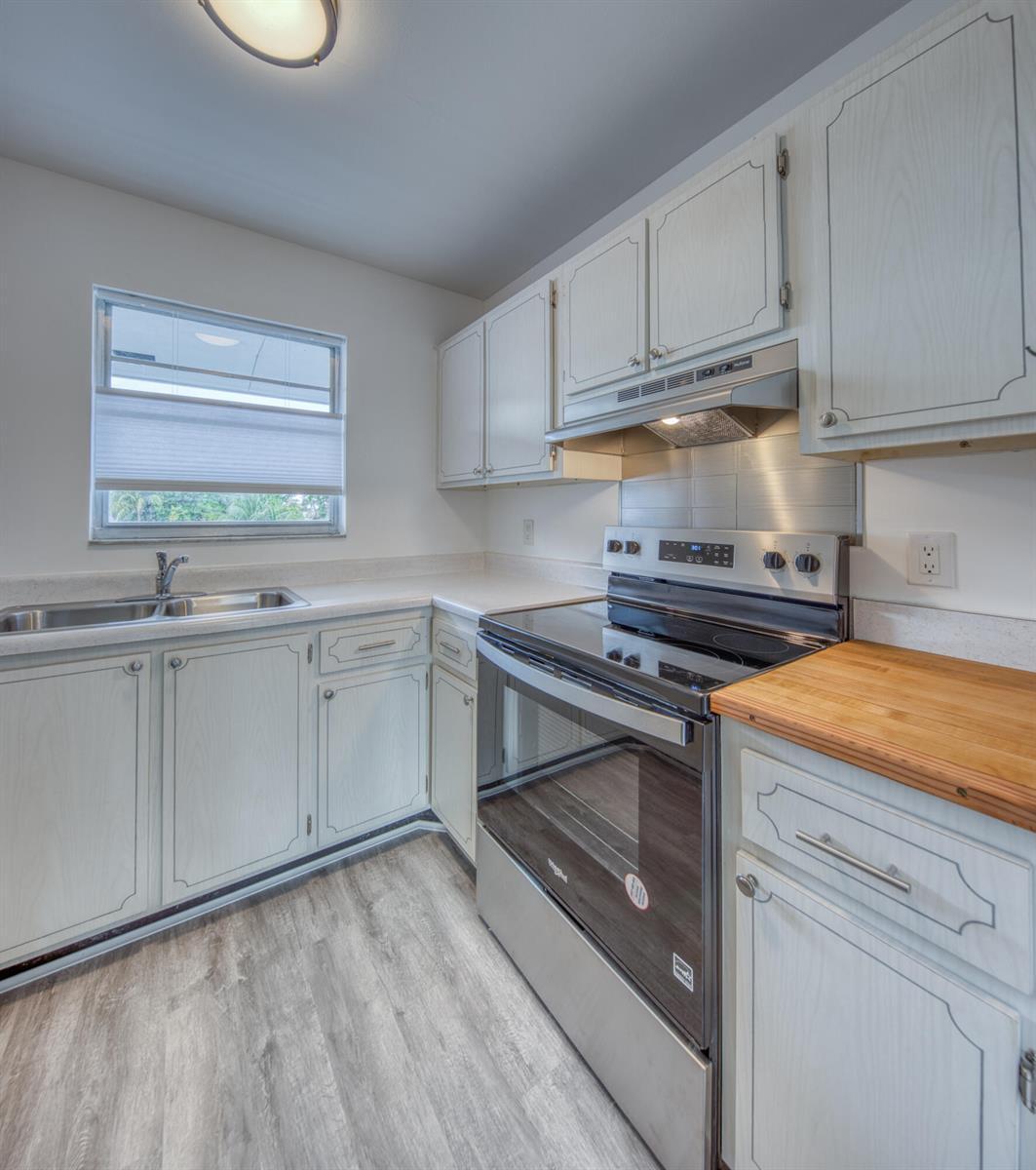 420 W Palm Street # 24, Lantana FL 33462 photo 4