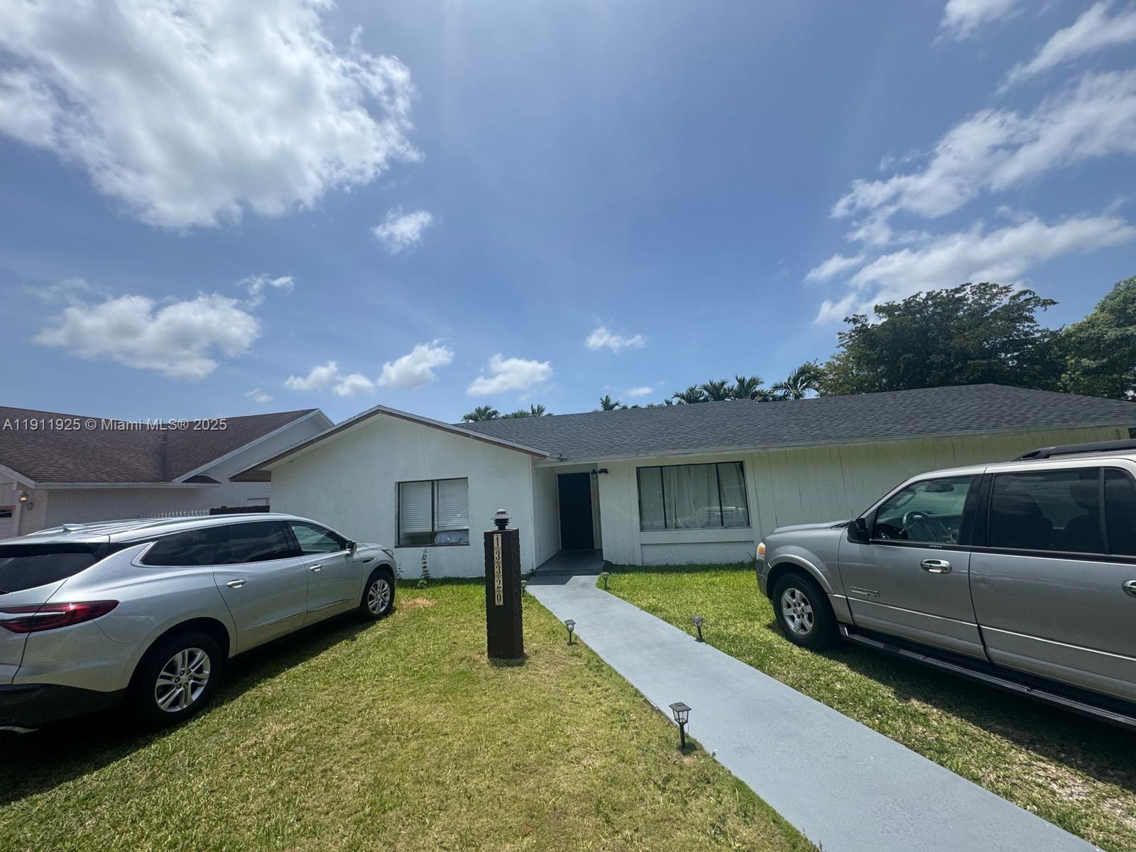 13320 SW 99th St, Miami FL 33186