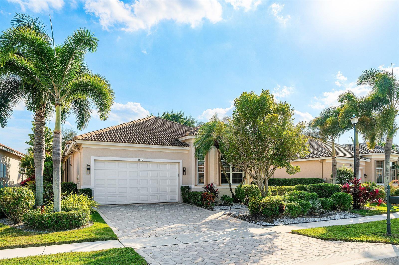 6942 Fairway Lakes Drive, Boynton Beach FL 33472 photo 2