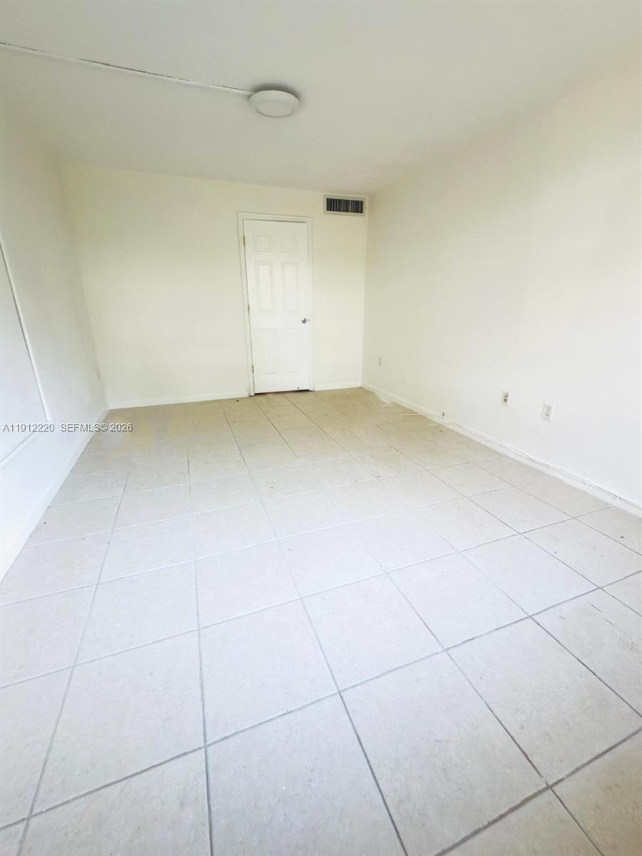 1301 NE 191st St # F110, Miami FL 33179 photo 5