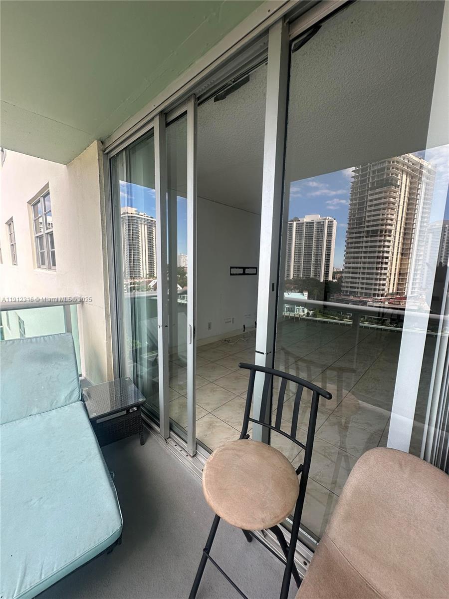 19390 Collins Ave # 1019, Sunny Isles Beach FL 33160 photo 2