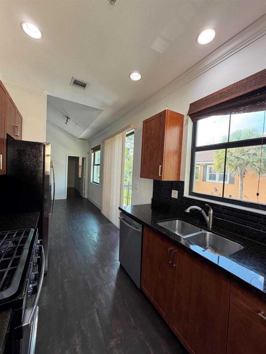 12662 NW 32nd Place # 12662, Sunrise FL 33323 photo 3