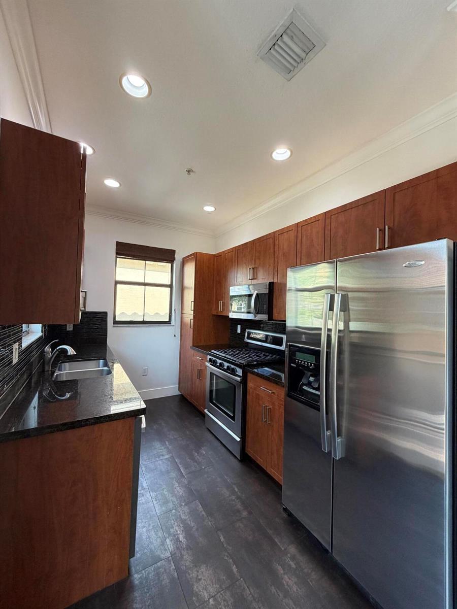 12662 NW 32nd Place # 12662, Sunrise FL 33323