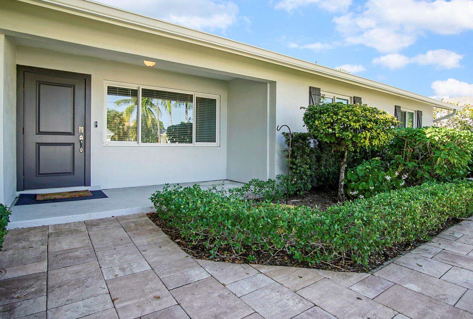 924 Pompano Drive, Jupiter FL 33458 photo 4